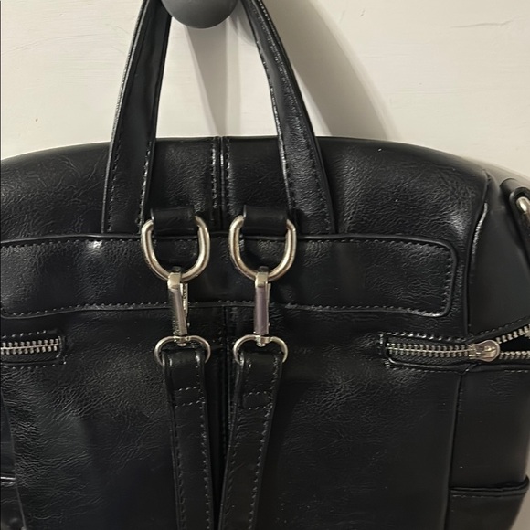 LA Express Black faux Leather Bag with Silver Accents - Picture 6 of 7